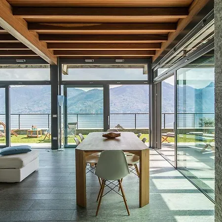 Vakantiehuis Stendhal - By Lovecomo *