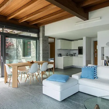 Casa de Férias Stendhal - By Lovecomo Menaggio